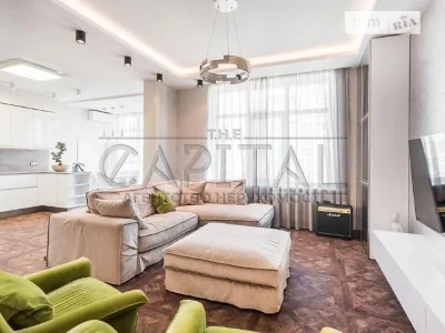 Sale of 3-room apartment 118 sq. m on Andriy Verkhoglyada St. 1-20A