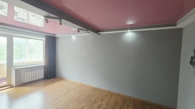 For sale 3 rooms + garage + storage room, Voenbud street