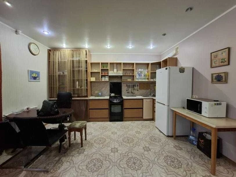 I am selling a spacious two-room apartment with major renovation.