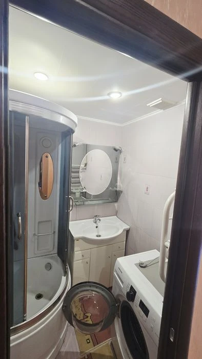 For sale 3 rooms + garage + storage room, Voenbud street