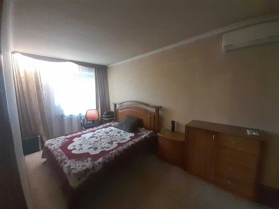 3-room apartment for sale in the center | 5/9, 59m2, gas | metro Naukov
