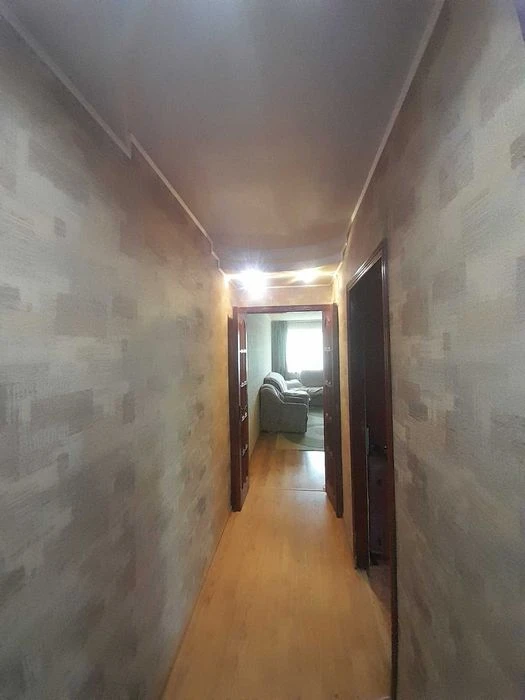 3-room apartment for sale in the center | 5/9, 59m2, gas | metro Naukov