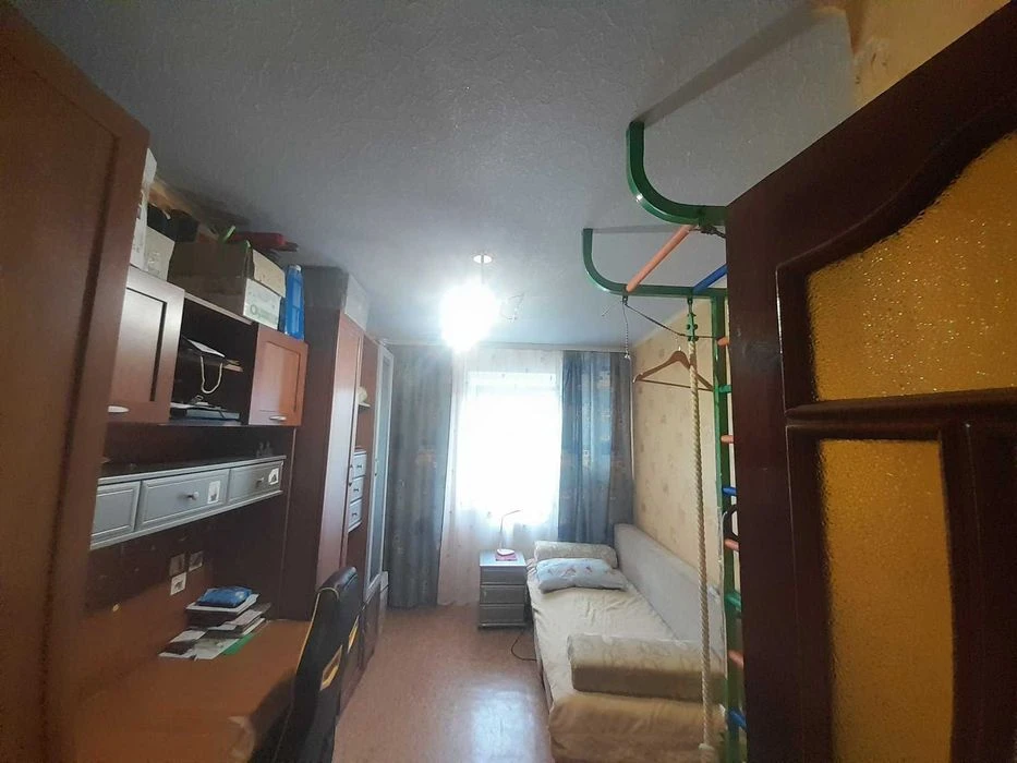 3-room apartment for sale in the center | 5/9, 59m2, gas | metro Naukov