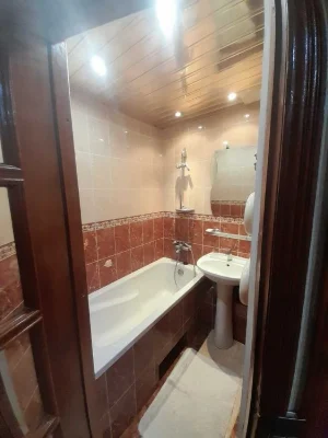 3-room apartment for sale in the center | 5/9, 59m2, gas | metro Naukov