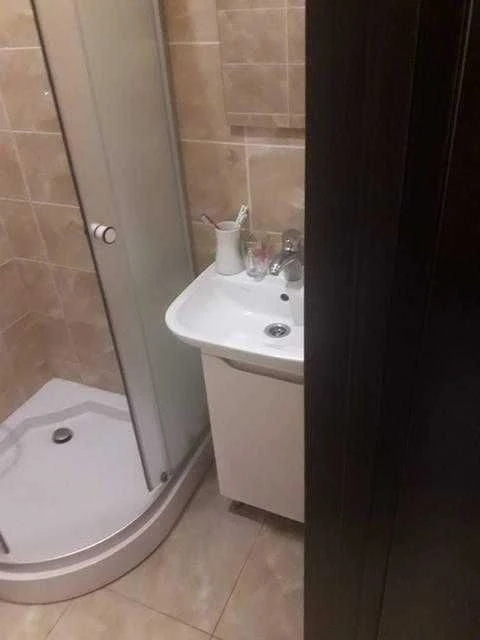 Guest house for 9000 eu