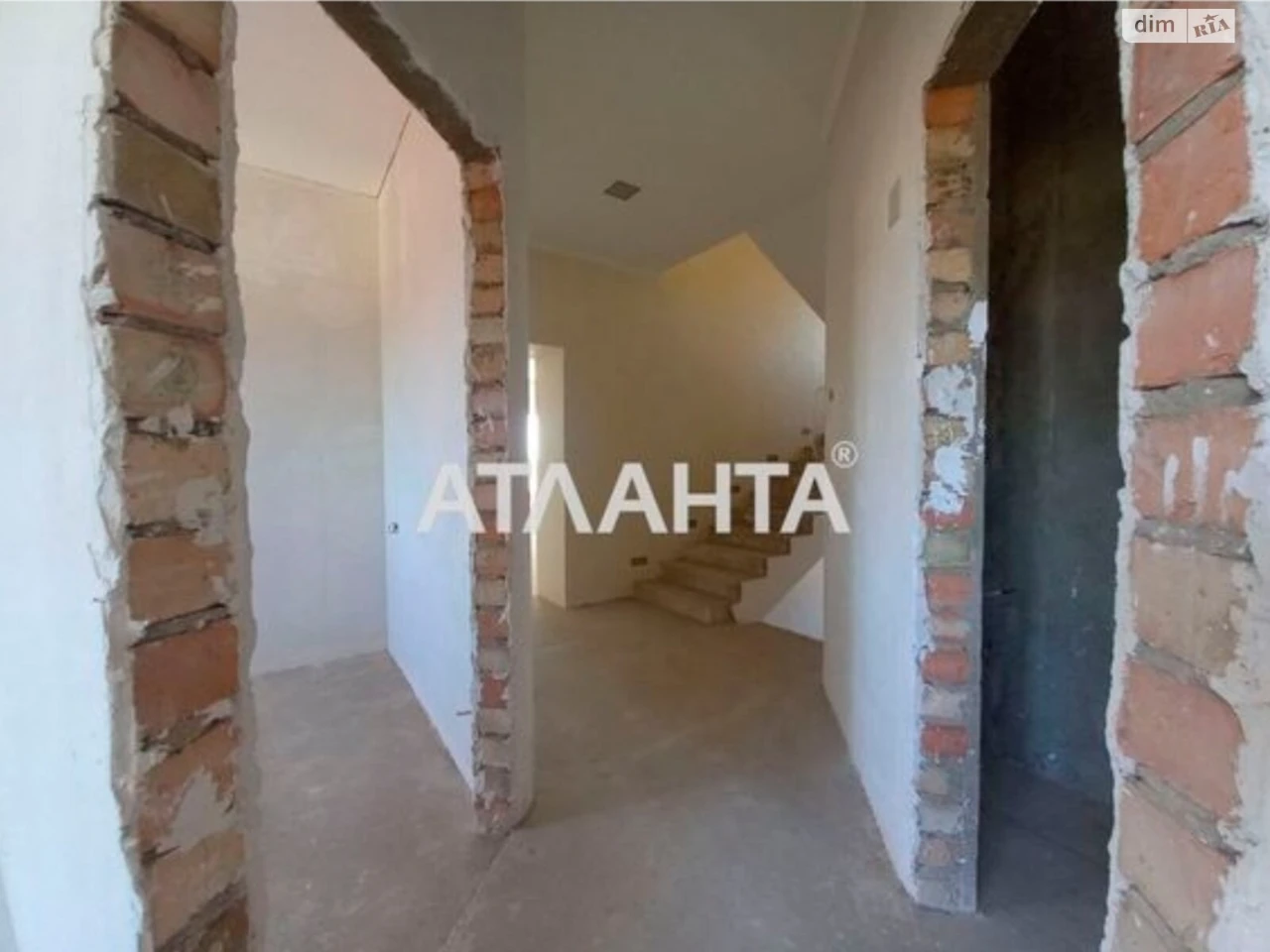 House for sale Sauvignon