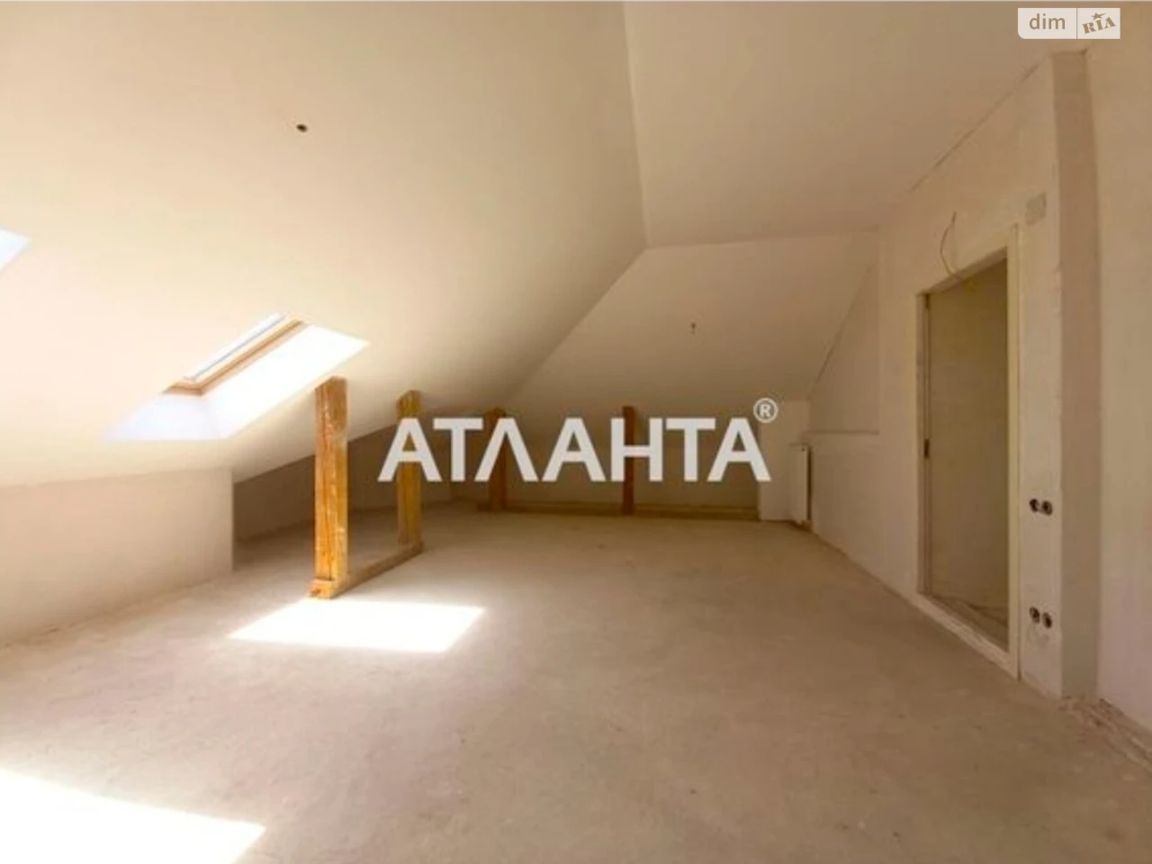House for sale Sauvignon