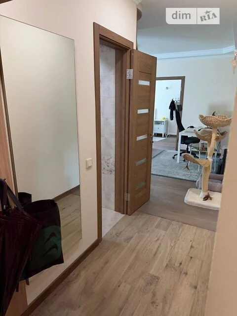 Sale of 2-room apartment 46 sq. m. on 15B Dorohozhytska Street, apt. 31