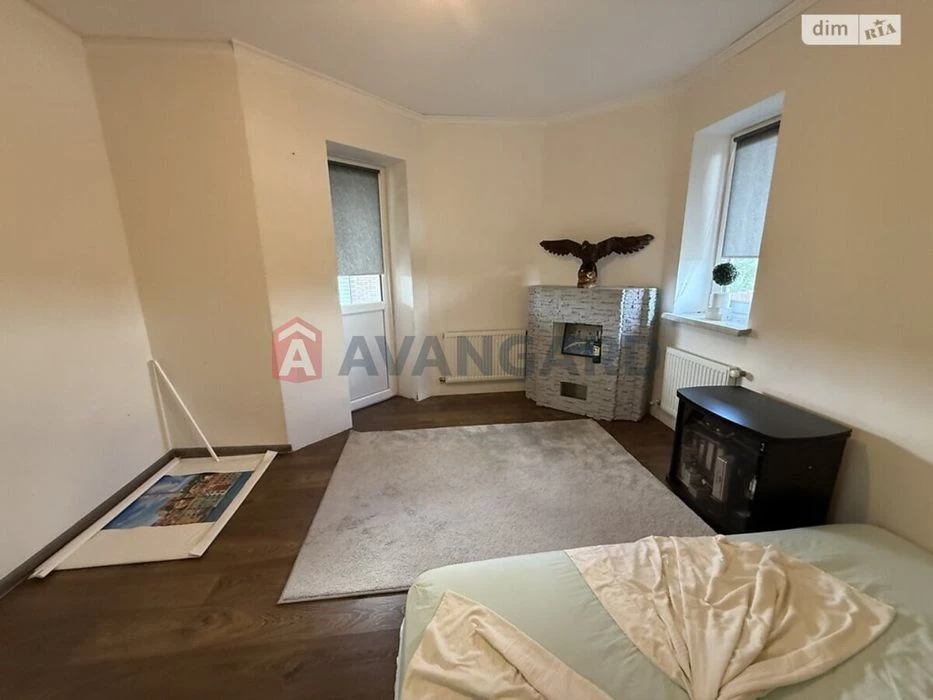 A quality house for sale in a good location in the city.
