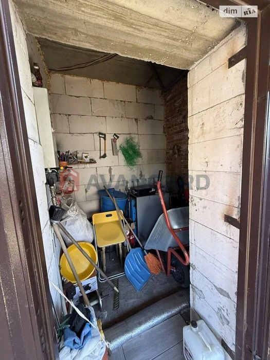 A quality house for sale in a good location in the city.