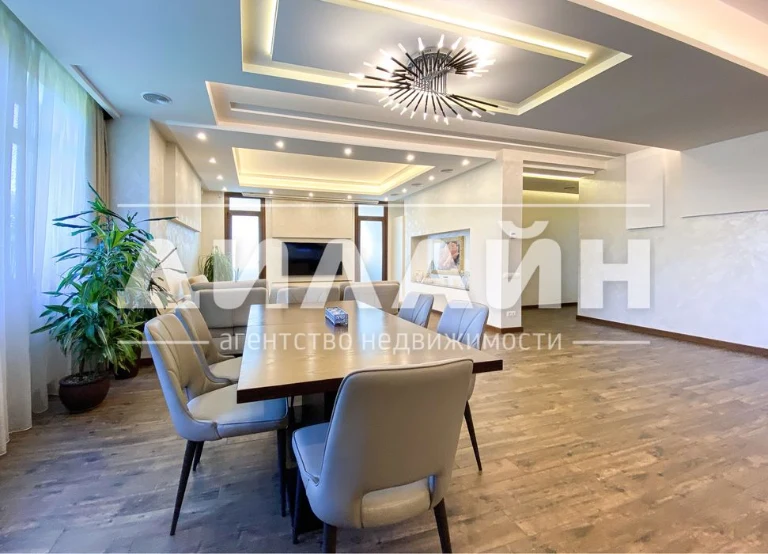 Premium Apartment in Renaissance Residential Complex