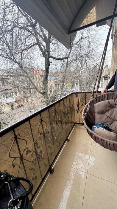 Центр ул Пастера 4-х комнатная квартира с ремонтом ВП