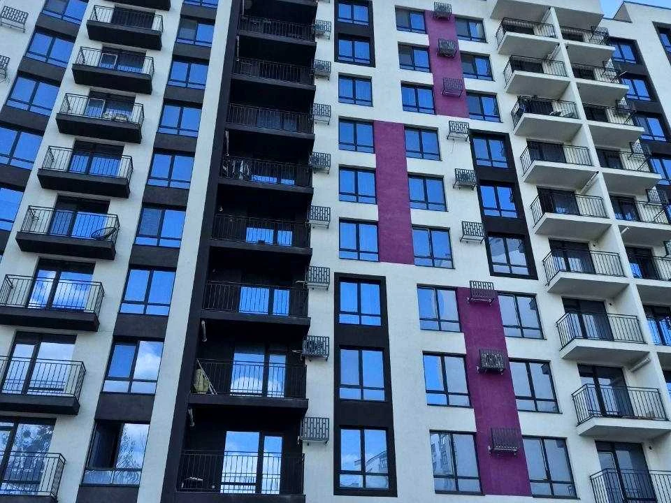 Apartment. Ivano-Frankivsk, Yuliana Pelesha St., 3, k.