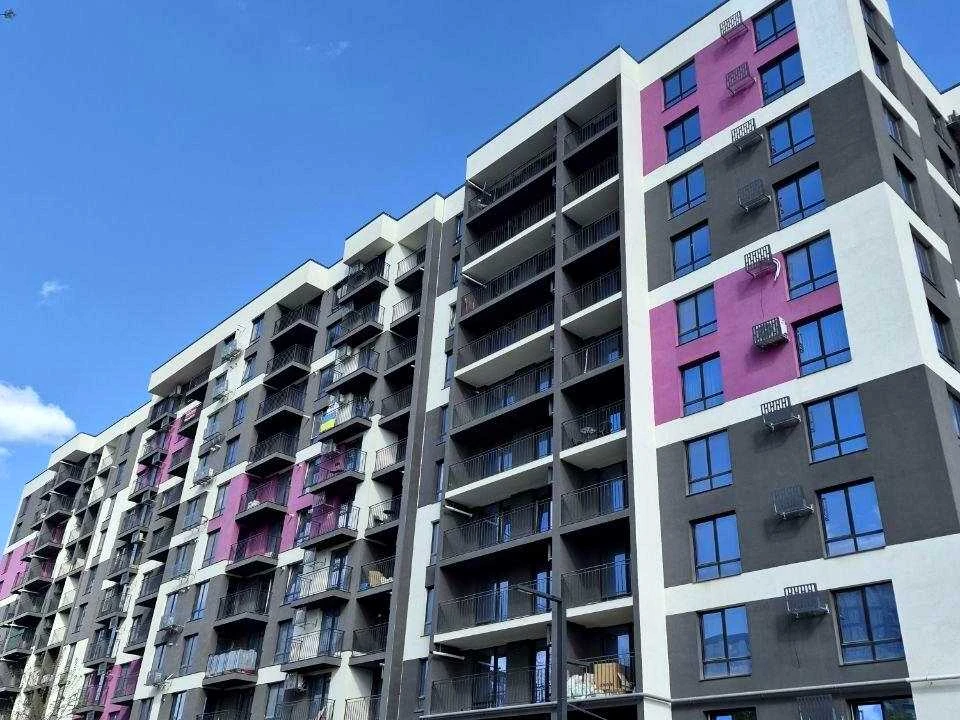 Apartment. Ivano-Frankivsk, Yuliana Pelesha St., 3, k.