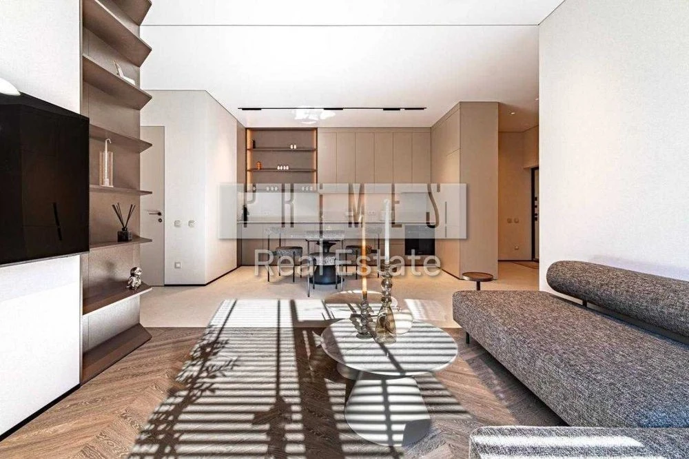 Sale of 3-room apartment 86 sq. m. on Andriy Verkhoglyada St. 15B •