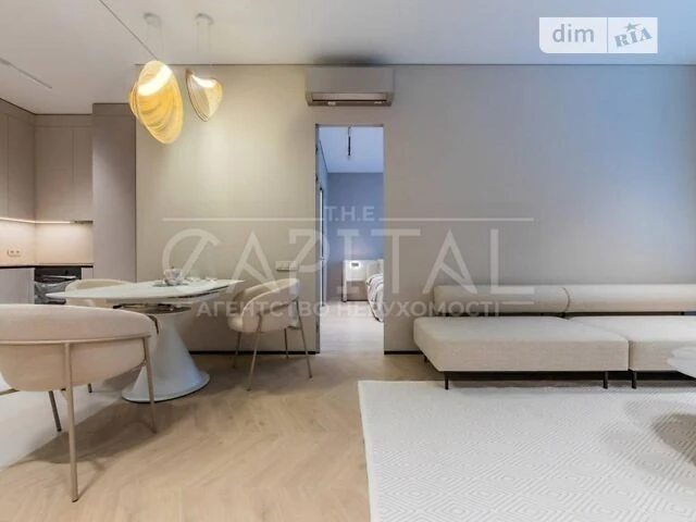 Sale of 3-room apartment 86 sq. m. on Andriy Verkhoglyada St. 15B •