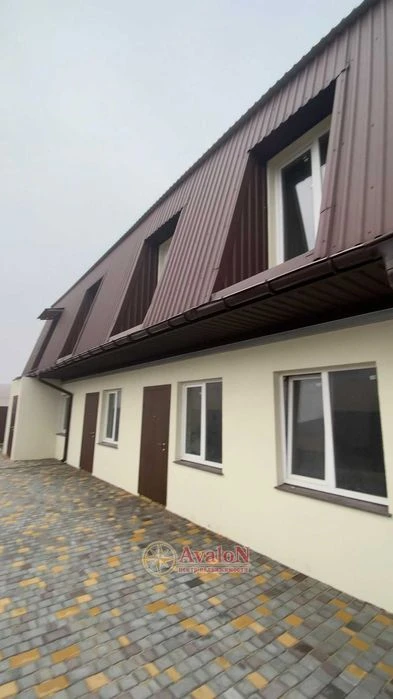 I will sell a townhouse for 21,500 u.e.