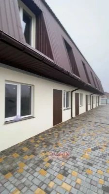 I will sell a townhouse for 21,500 u.e.