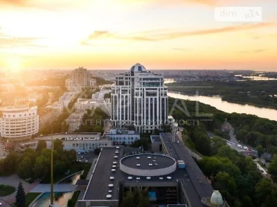 Sale of 3-room apartment 209 sq. m on 11B Ivan Mazepy Street • ID 3