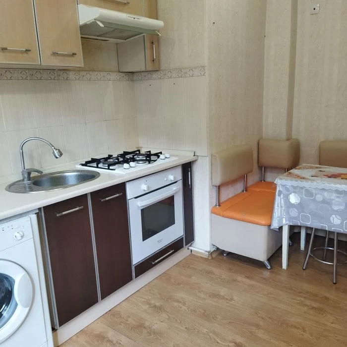 Продам 1 ком.кв.ХТЗ.Ул.Библика 35.