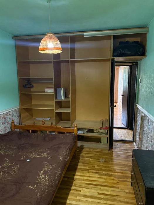 For sale a special 3-room apartment with a creative history • Sal