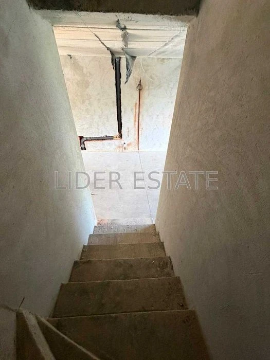 Продаж таунхауса в Ужгороді: 4 кімнати, 124.5 м², 2 сотки
