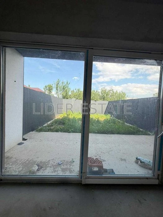 Продаж таунхауса в Ужгороді: 4 кімнати, 124.5 м², 2 сотки