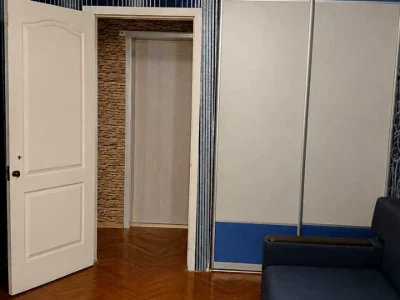 Apartment. Kharkiv, Traktorostudivnyky Ave.
