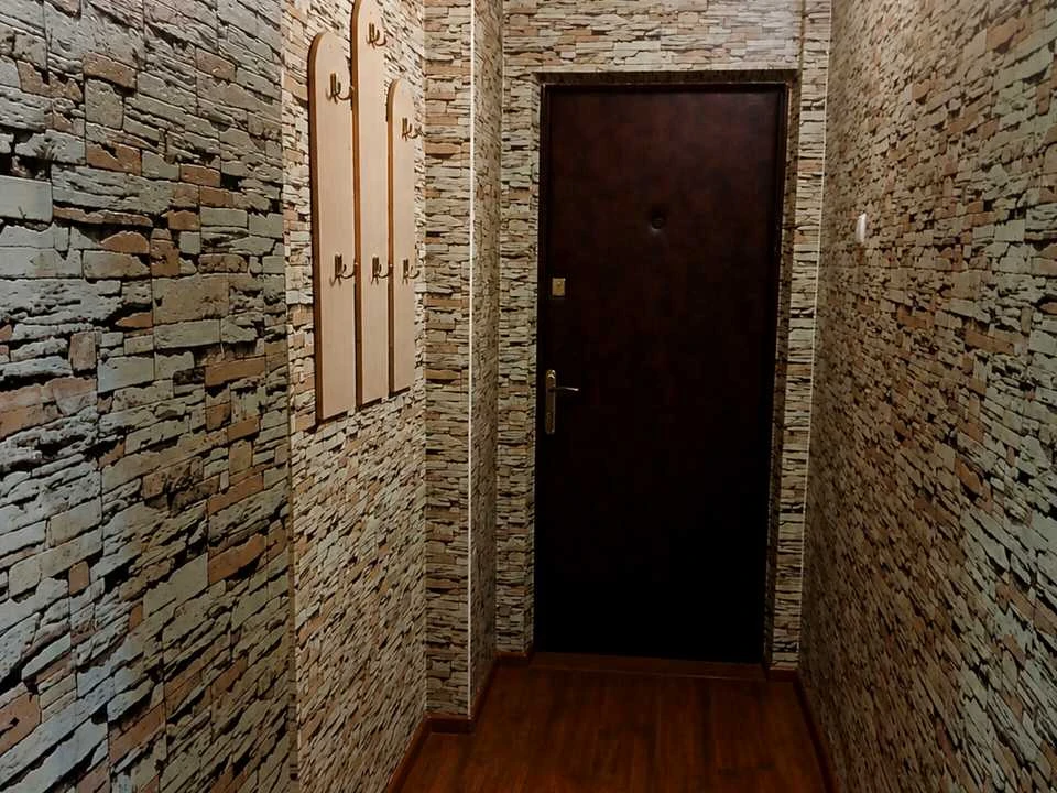 Apartment. Kharkiv, Traktorostudivnyky Ave.