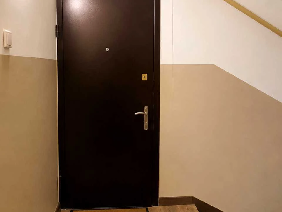 Apartment. Kharkiv, Traktorostudivnyky Ave.