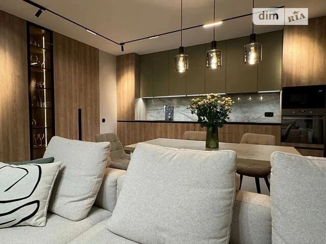 Sale of 3-room apartment 87 sq. m on Voskresenska Street 18A • ID 3