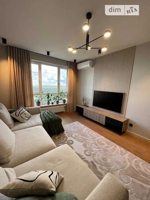 Sale of 3-room apartment 87 sq. m on Voskresenska Street 18A • ID 3