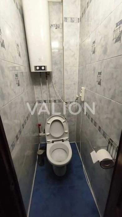 For sale 2-room apartment Solomyanskyi district Vaclav Ha boulevard
