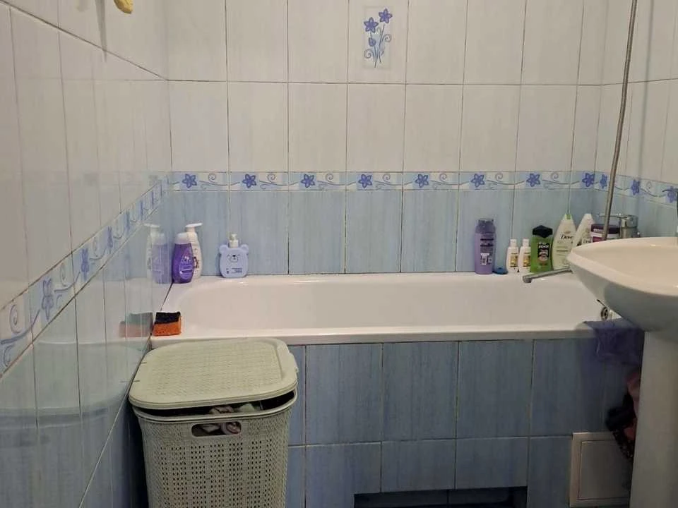 Apartment. Dnipro, Kyrgyzka St.