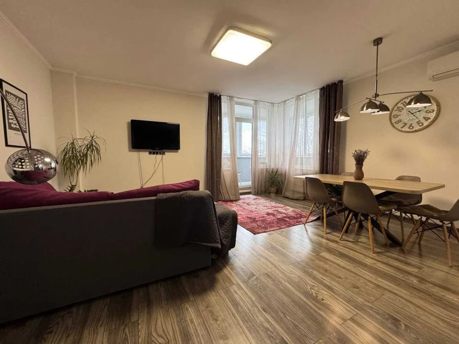 2-кімнатна квартира, 98 м² в новому будинку