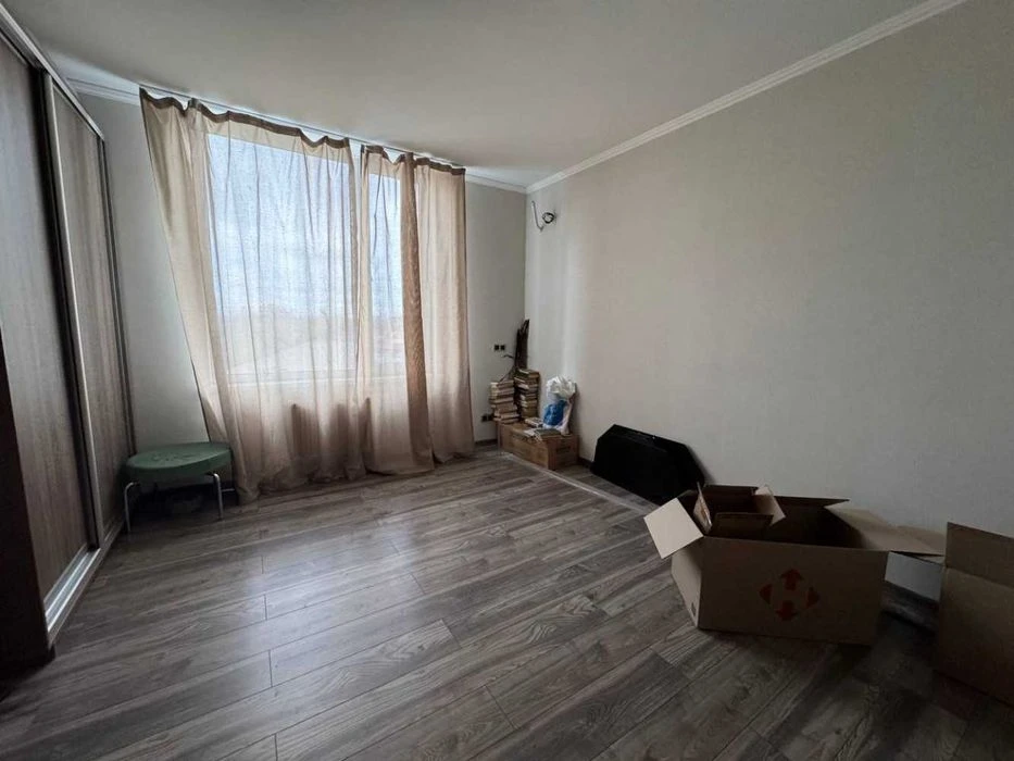 2-кімнатна квартира, 98 м² в новому будинку