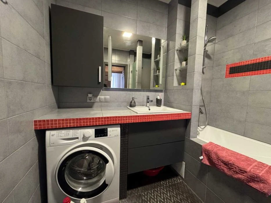 2-кімнатна квартира, 98 м² в новому будинку