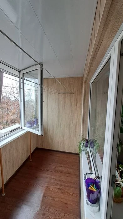 Продам квартиру 3-х комнатную по ул.Полонской Василенко 6Б