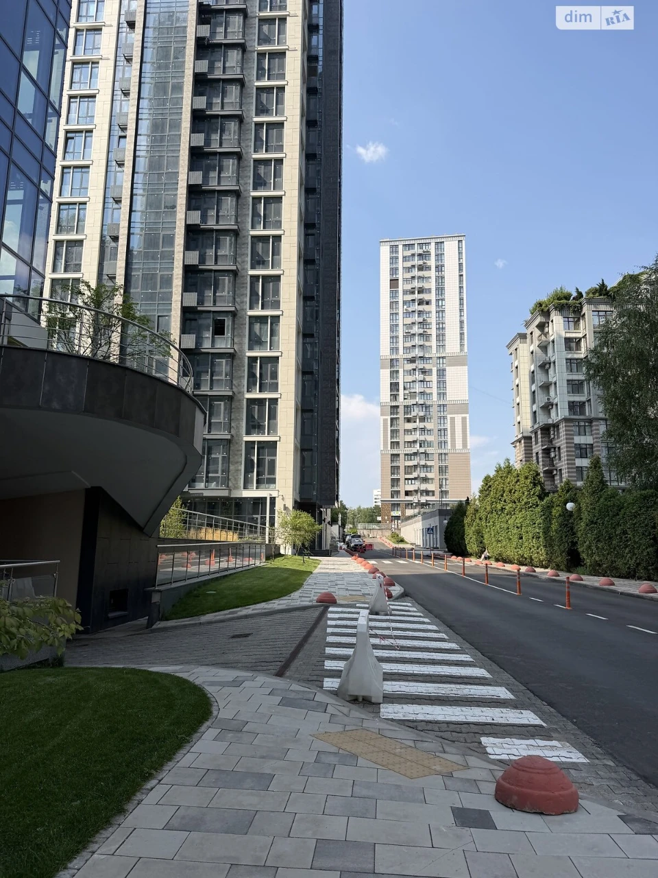 For Sale Apartment Center