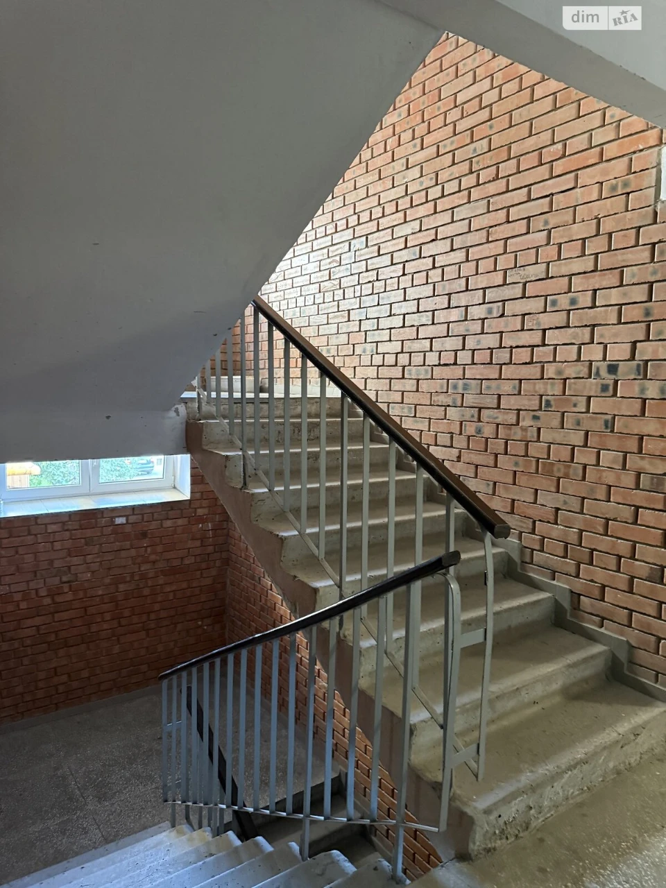 Продаж Квартира Сади 1