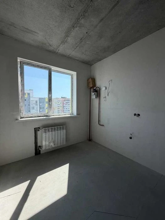 Продаж 1-кімнатної квартири в ЖК Пелюстковий