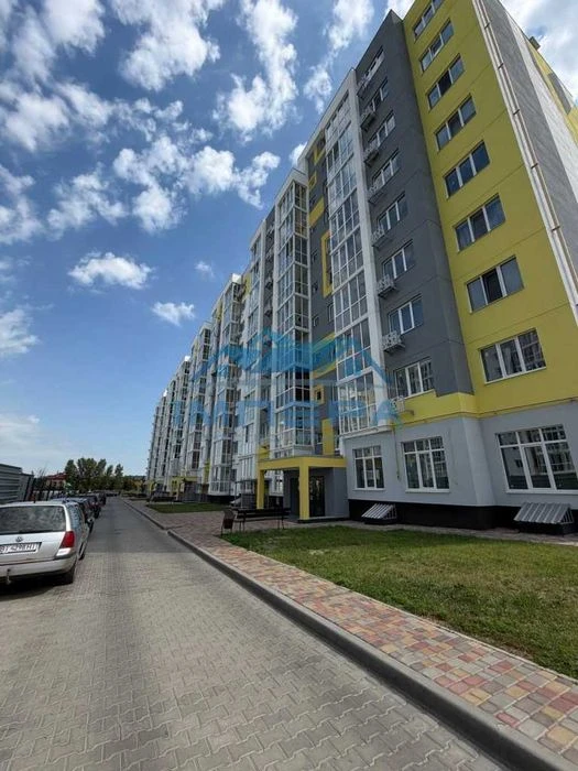 Продаж 1-кімнатної квартири в ЖК Пелюстковий