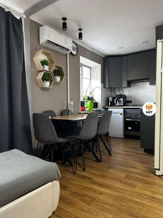 3 rooms, 56 sq. m., Pyatikhatki, Academician Kurchatov Ave. 11, RE-135170