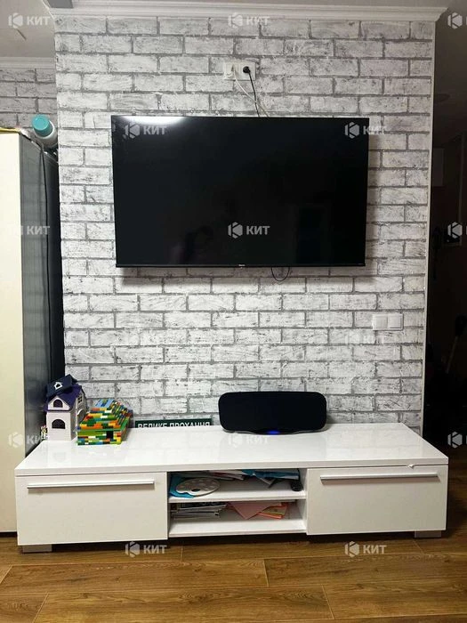 3 rooms, 56 sq. m., Pyatikhatki, Academician Kurchatov Ave. 11, RE-135170