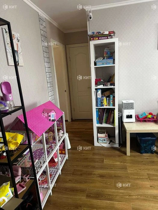 3 rooms, 56 sq. m., Pyatikhatki, Academician Kurchatov Ave. 11, RE-135170