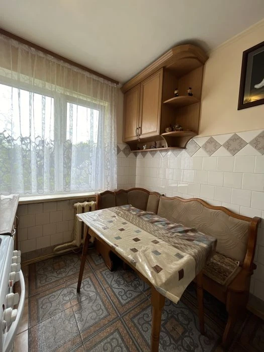 Центральна частина.В гарному стані продається квартира, вели