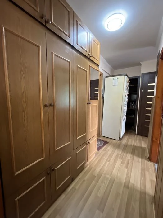 Центральна частина.В гарному стані продається квартира, вели