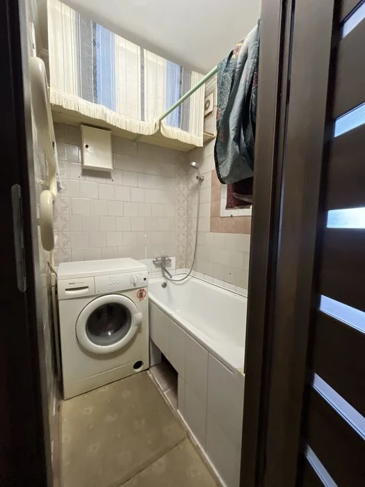 Центральна частина.В гарному стані продається квартира, вели