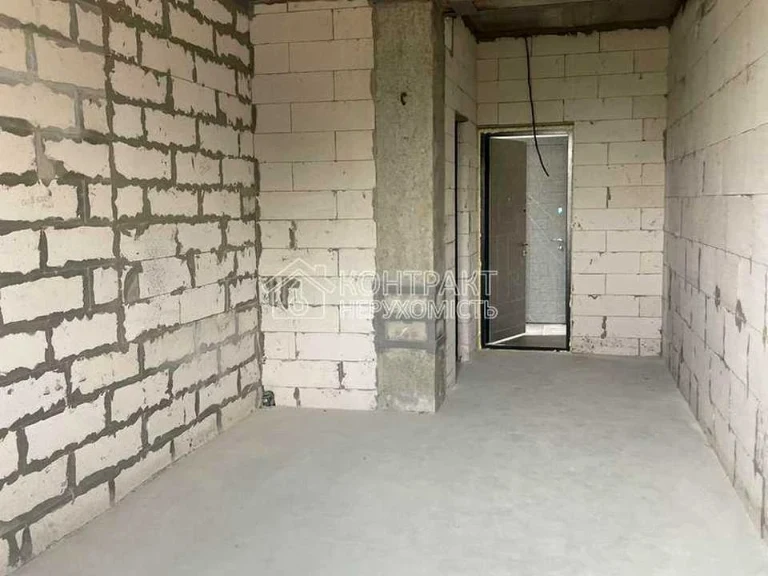 Apartment. Kharkiv, Universytetskaya St., (Building)