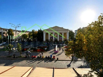 Квартира. Полтава, Соборності вул. (Жовтнева)